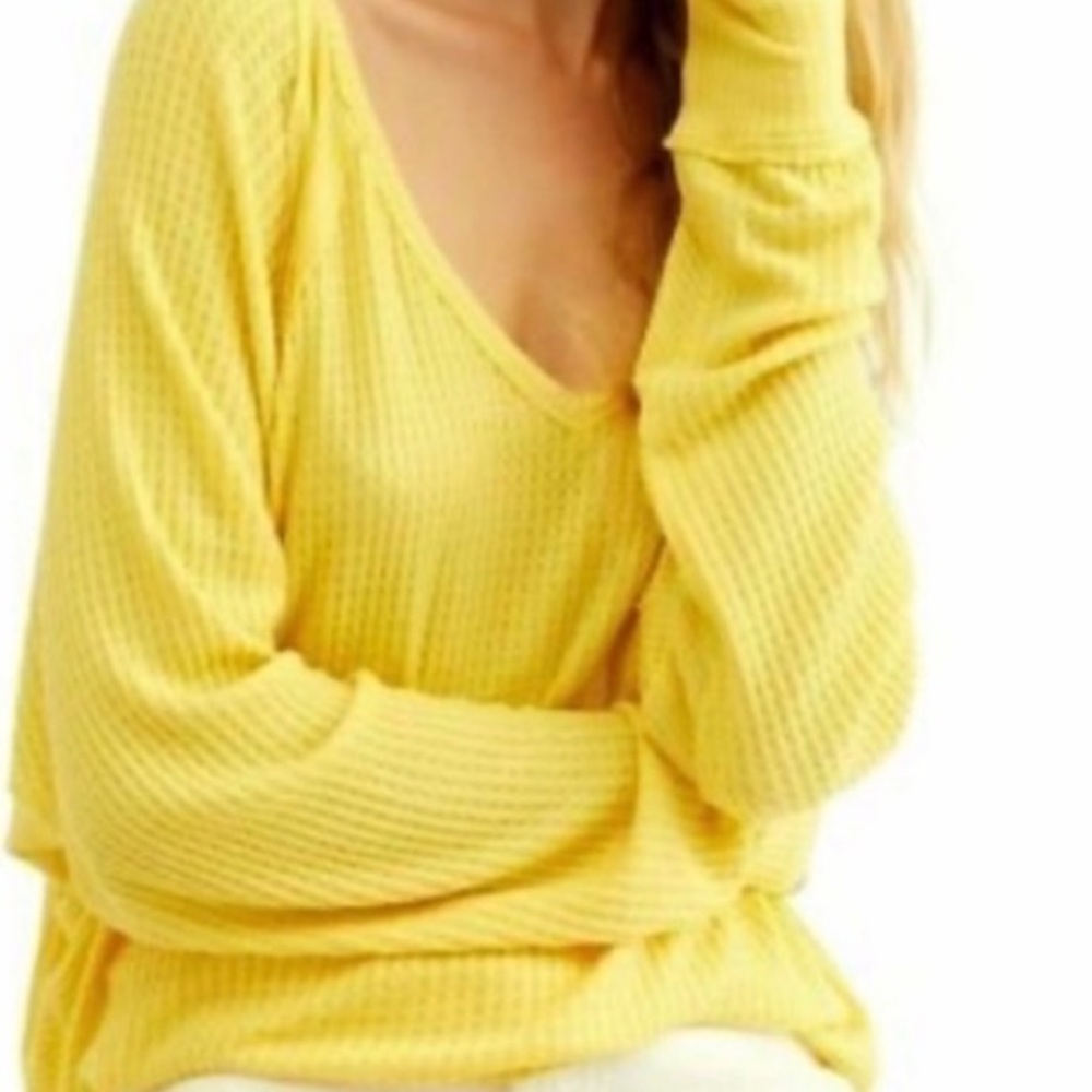 Free People Santa Clara Yellow V-Neck thermal Sweater - Picture 2 of 9